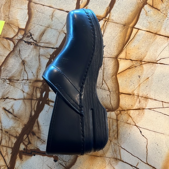 Dansko XP - Picture 3 of 4